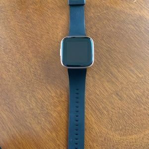 Fitbit Versa 2 Rose Gold - Like New